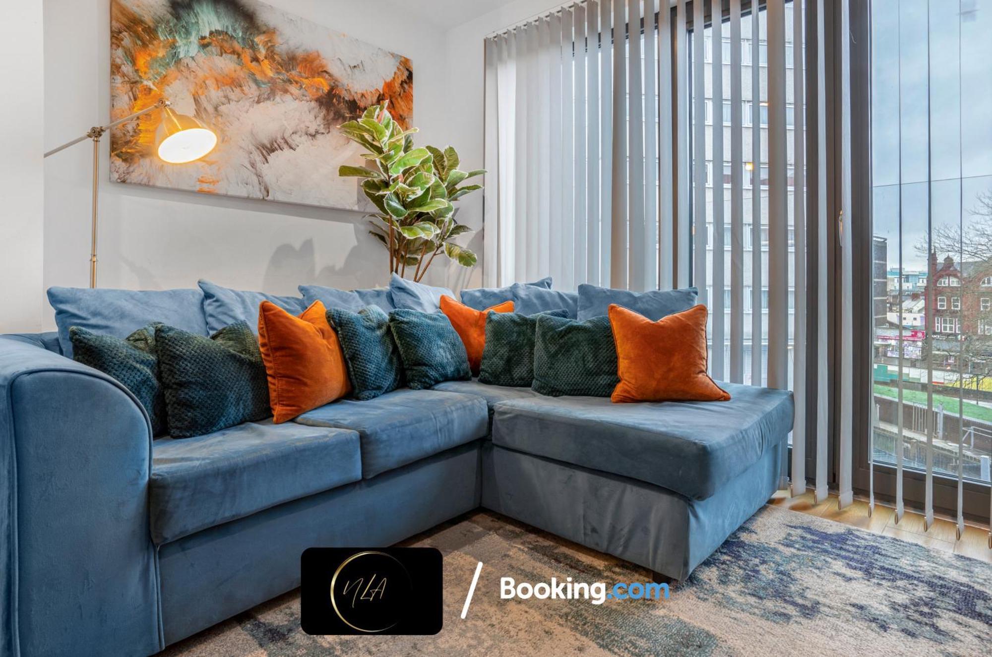 City Centre Apartment With Free Parking, 2 Bathrooms, Netflix And Wifi - Suitable For Contractors And Families - By Noor Luxury Accommodations Birmingham Dış mekan fotoğraf